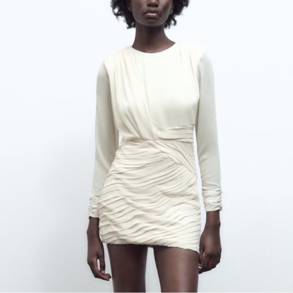 Elegant Cream Long Sleeve Dress